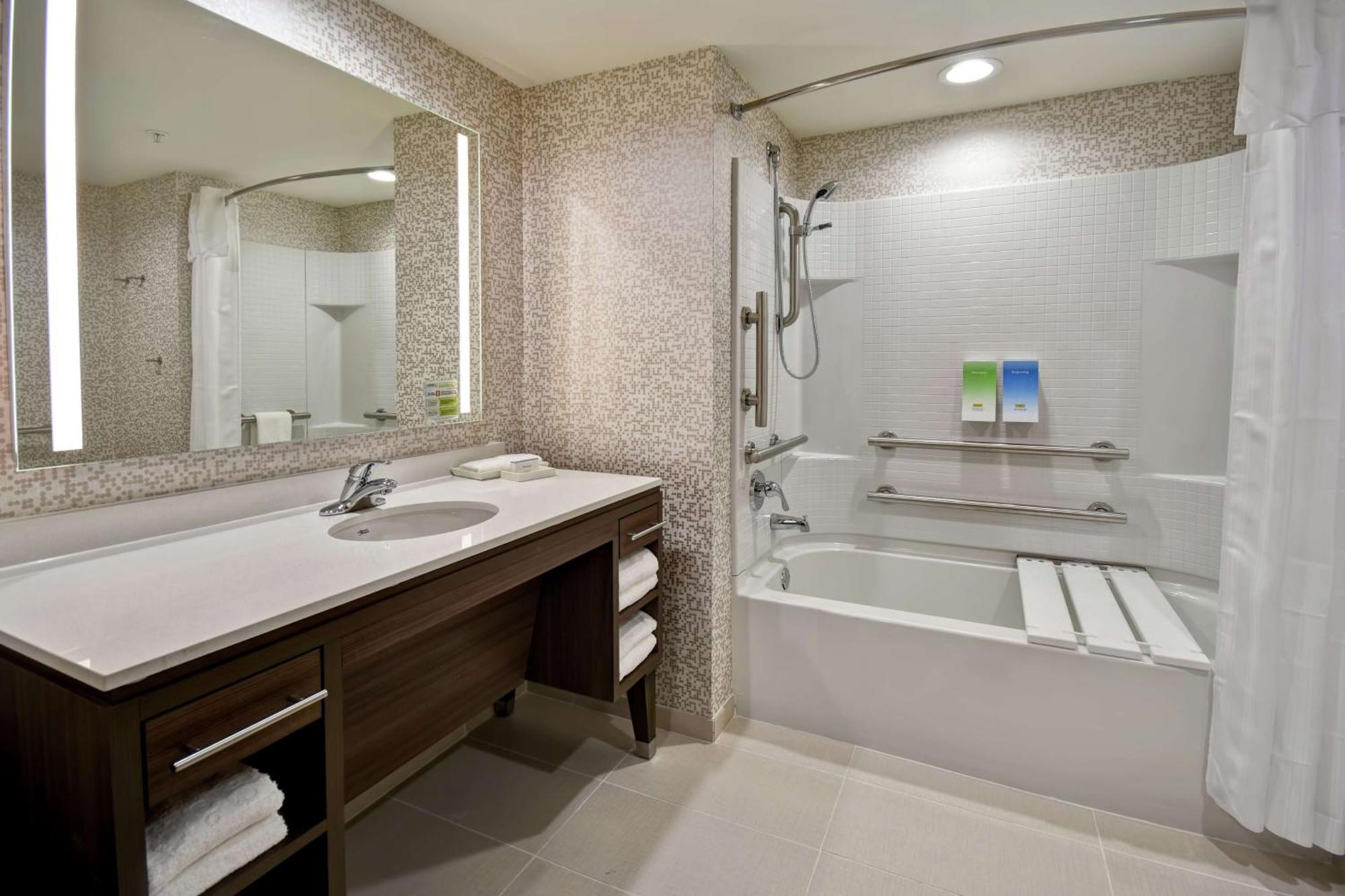 Home2 Suites By Hilton Франкфорт Екстериор снимка